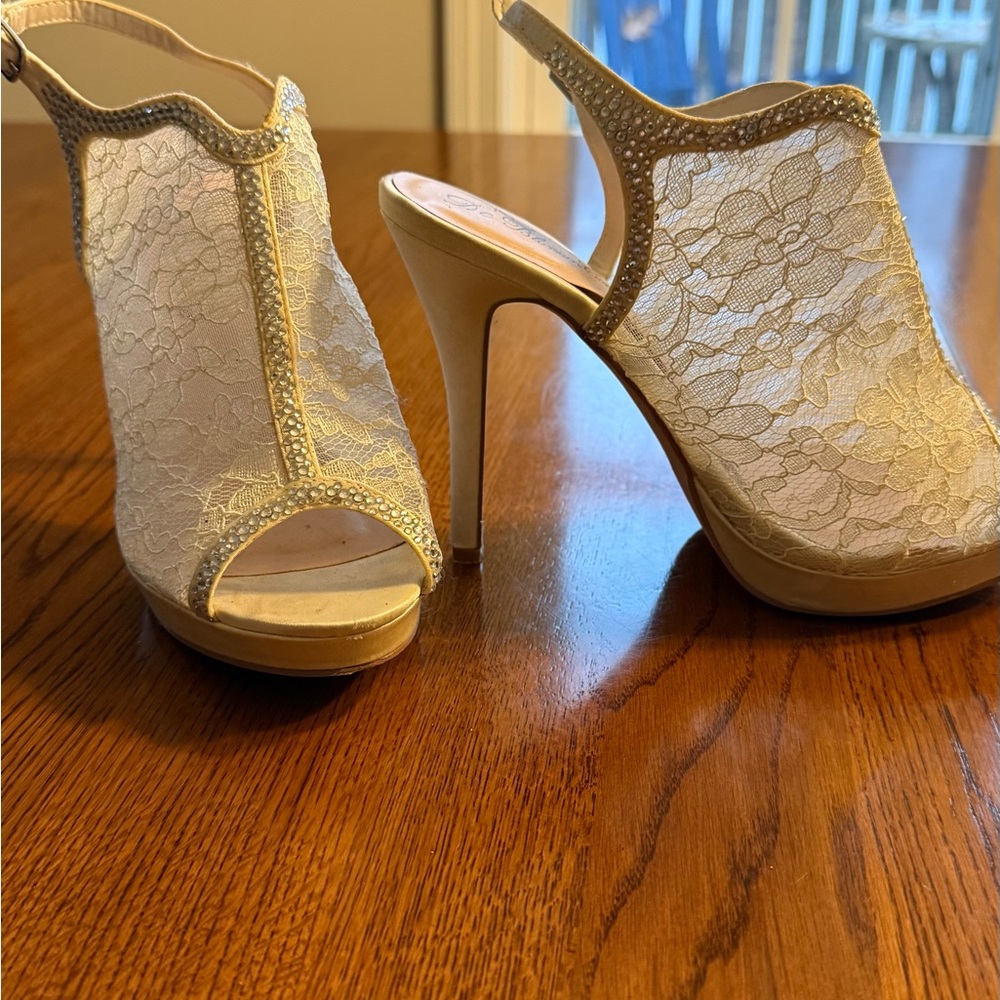 MARINA Cream Lace Peep-Toe Heels